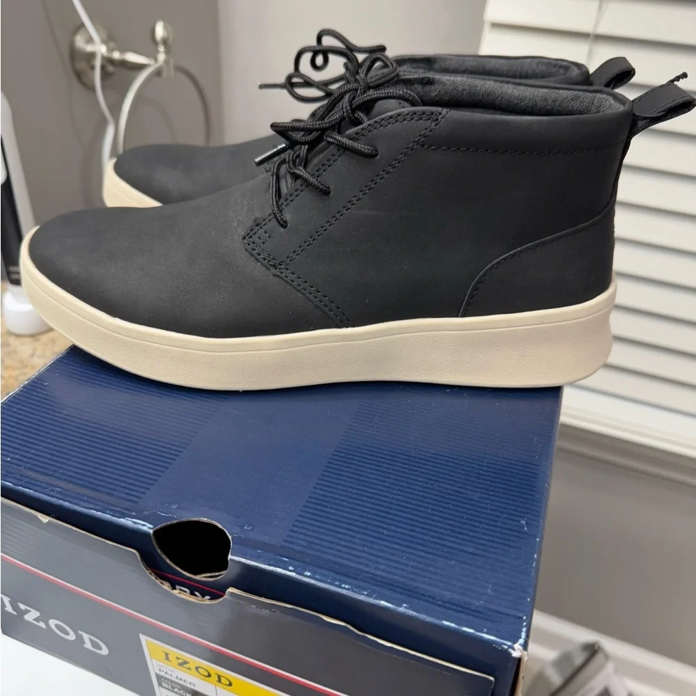 🥾🆕IZOD Men’s Black Chukka Boots, Size 8🥾